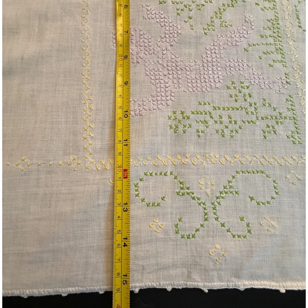 Vintage Hand Embroidered‎ Table Runner Set Floral Cross Stitch White Linen 2pc